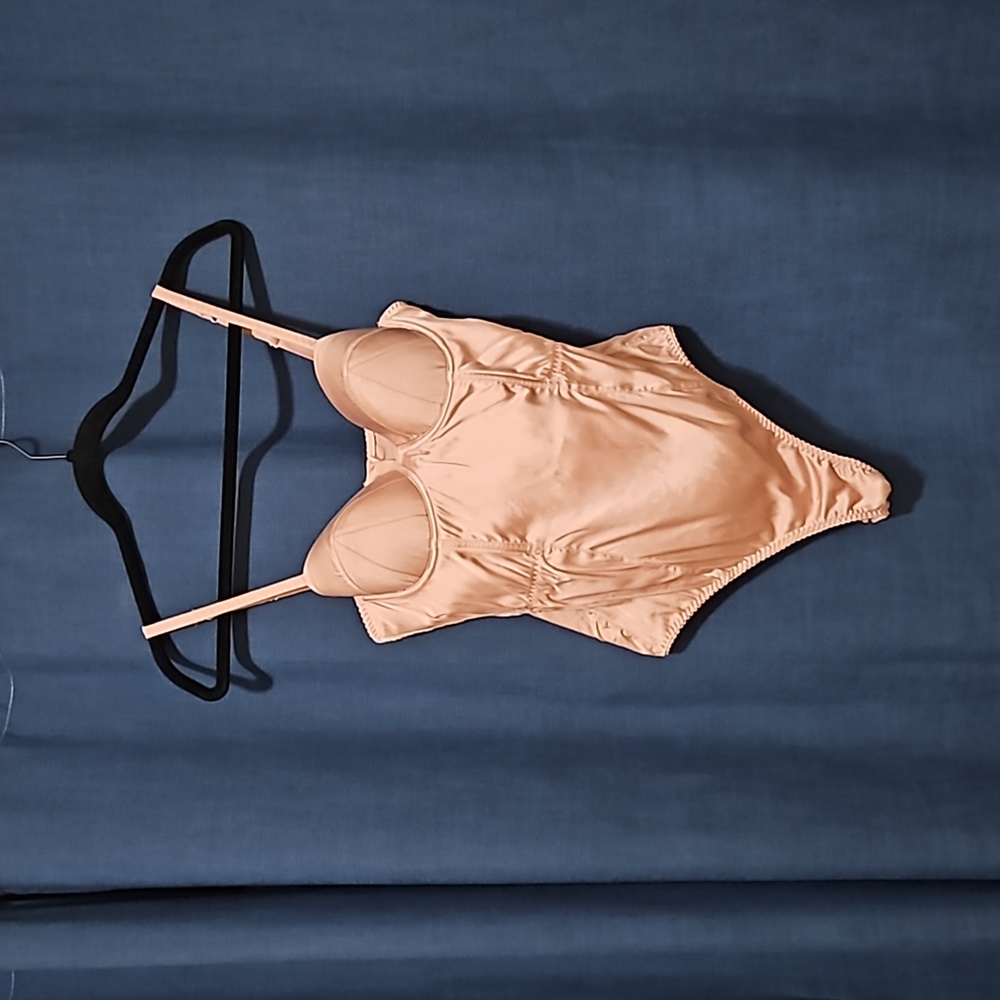 Like New Fleur Du Mal Satin Bullet Bodysuit Rose Pink size Medium